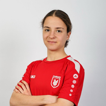 Анна Иванова