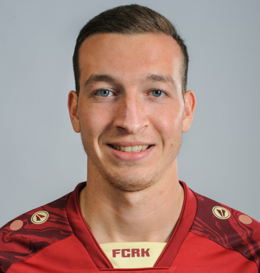 Денис Макаров